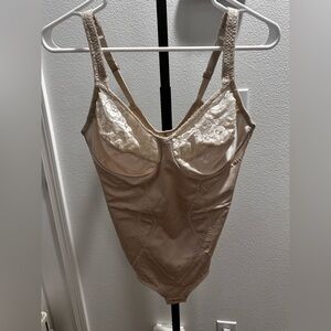 Flexees size 38 C shapewear